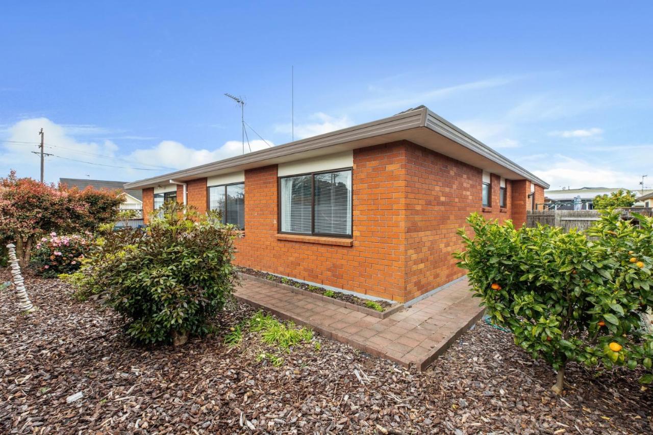 Riviera Casa - Mount Maunganui Holiday Home Екстериор снимка
