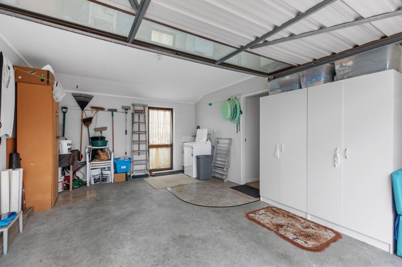 Riviera Casa - Mount Maunganui Holiday Home Екстериор снимка